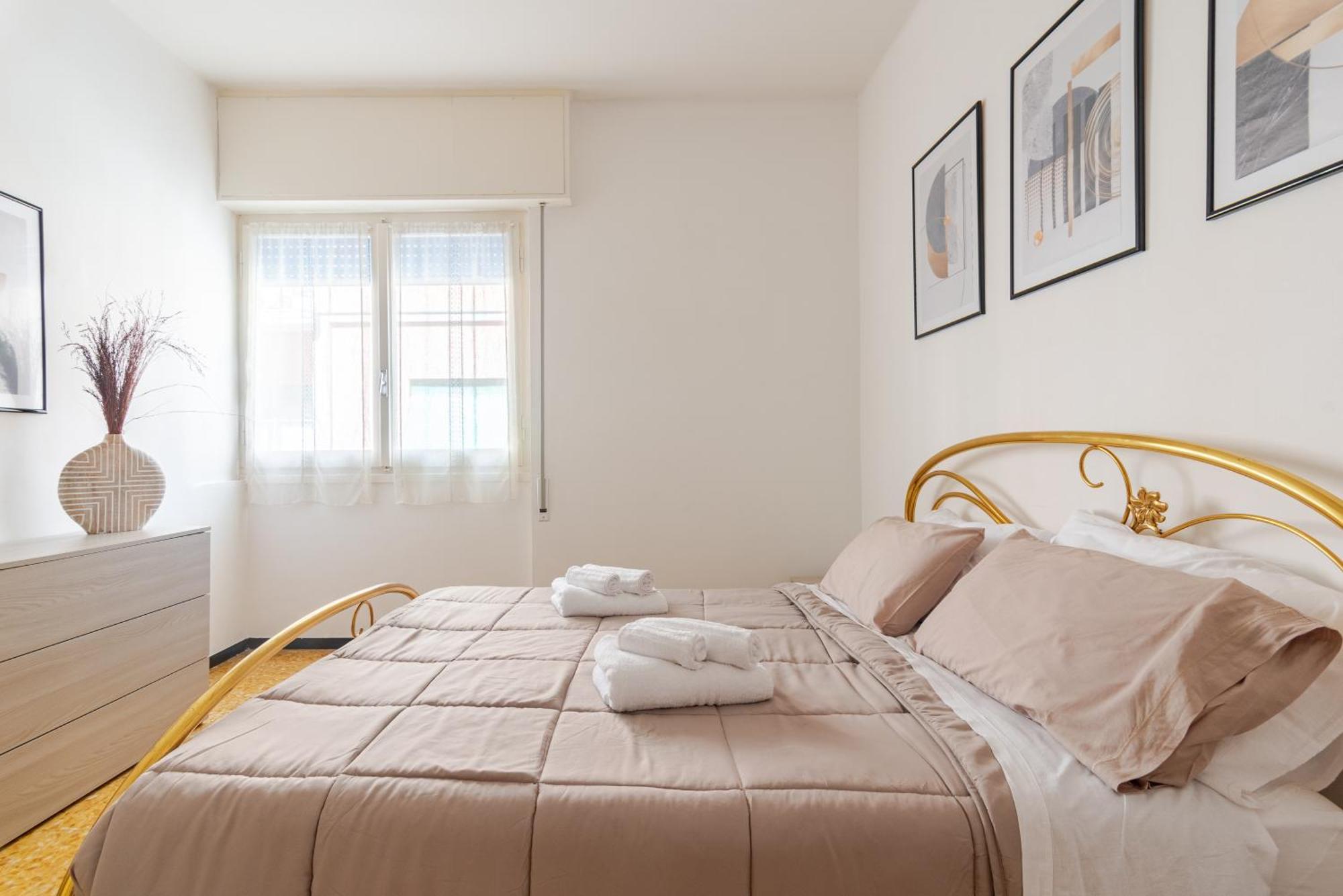 90Mq In Centro 5Min Dal Mare Apartment เรคโค ภายนอก รูปภาพ